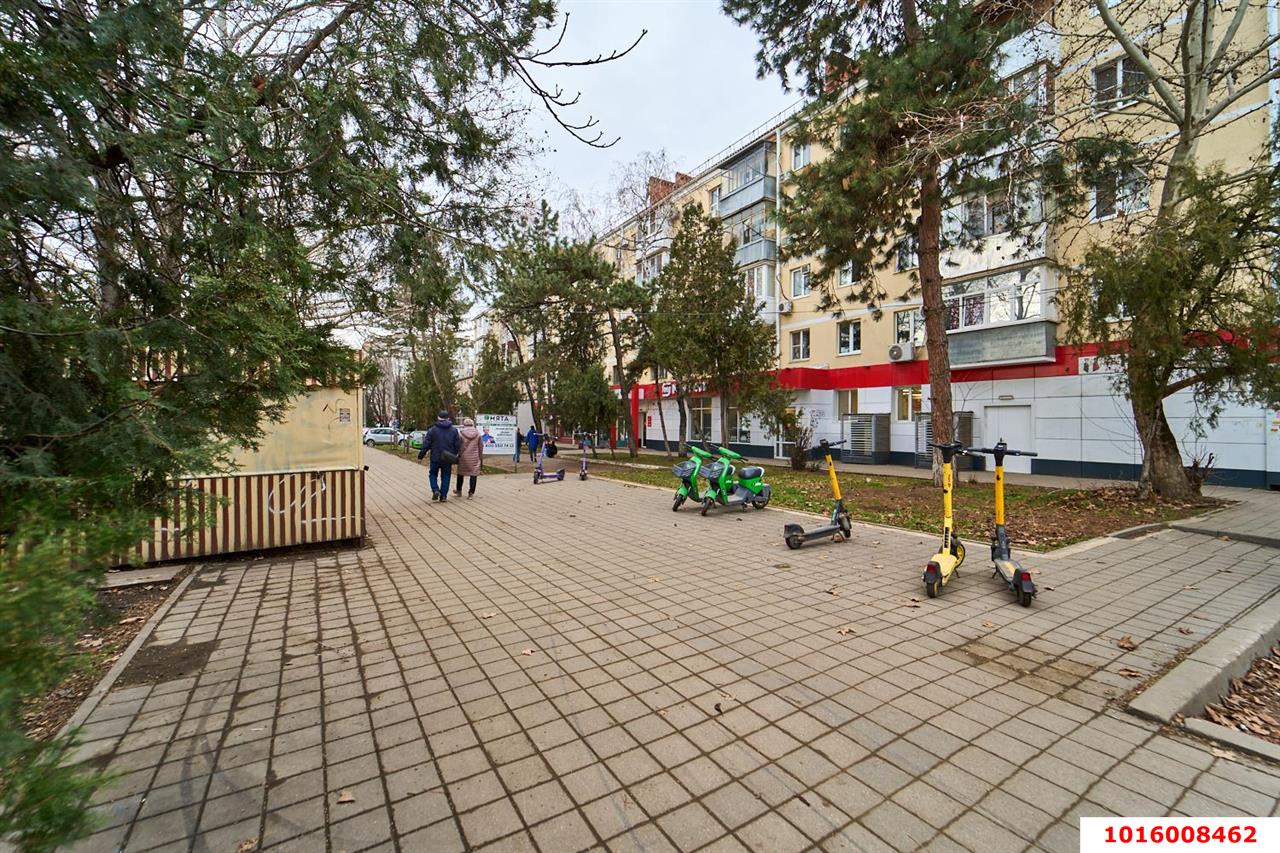 Фото №16: 3-комнатная квартира 60&nbsp;м², 2/5&nbsp;эт. - Краснодар, Прикубанский внутригородской округ, мкр. Завод Измерительных Приборов, ул. имени 40-летия Победы, 35