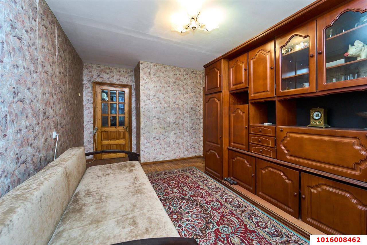 Фото №5: 3-комнатная квартира 60&nbsp;м², 2/5&nbsp;эт. - Краснодар, Прикубанский внутригородской округ, мкр. Завод Измерительных Приборов, ул. имени 40-летия Победы, 35