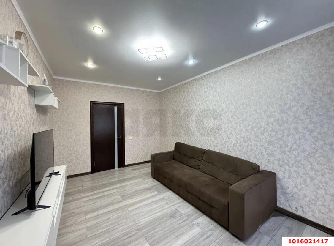 Фото №3: 3-комнатная квартира 80&nbsp;м², 19/22&nbsp;эт. - Краснодар, Прикубанский внутригородской округ, мкр. ЖК Губернский, ул. имени Героя Георгия Бочарникова, 8/2