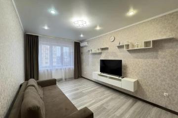 Фото №1: 3-комнатная квартира 75 м², 19/22 эт. - Краснодар, мкр. ЖК Губернский, ул. имени Героя Георгия Бочарникова, 8/2