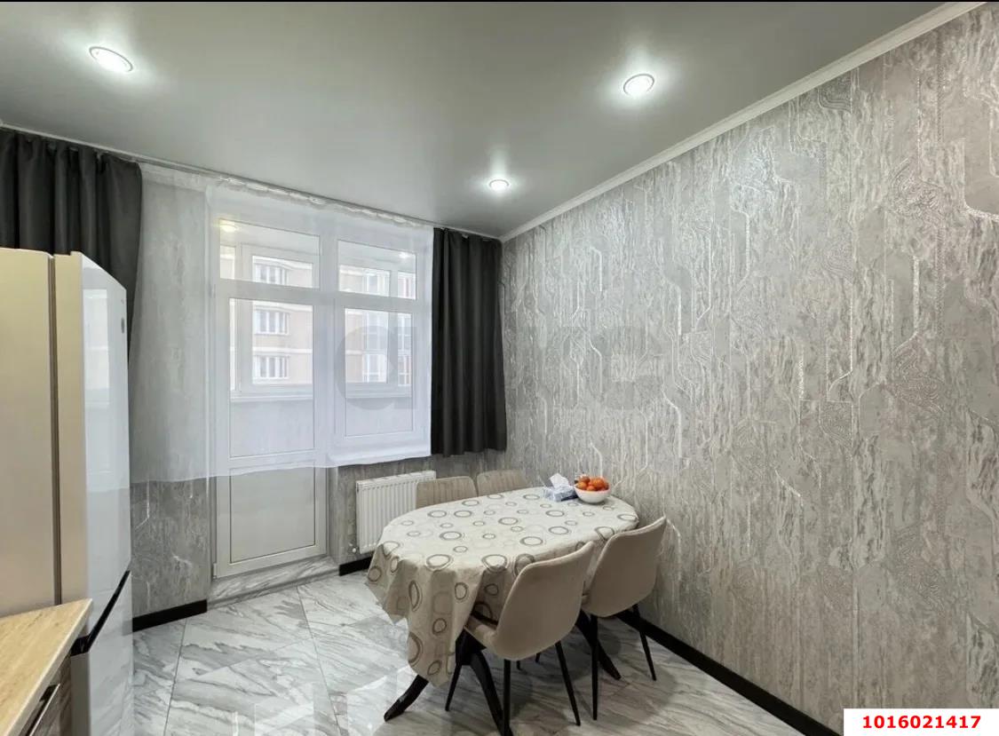 Фото №13: 3-комнатная квартира 80&nbsp;м², 19/22&nbsp;эт. - Краснодар, Прикубанский внутригородской округ, мкр. ЖК Губернский, ул. имени Героя Георгия Бочарникова, 8/2