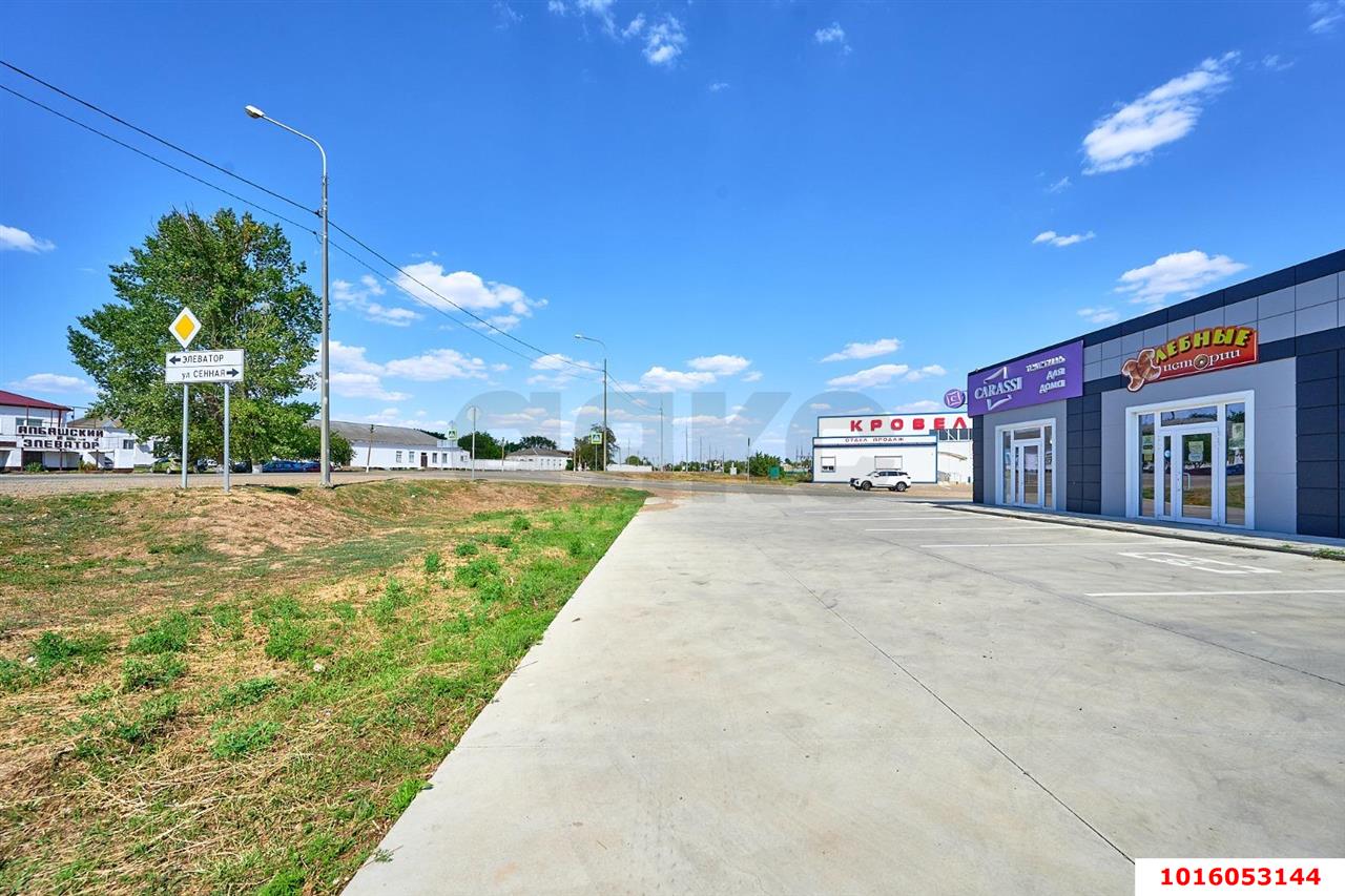 Фото №4: Торговое помещение 49&nbsp;м², 1/1&nbsp;эт. - Новоминская, пер. Запорожский, 15А