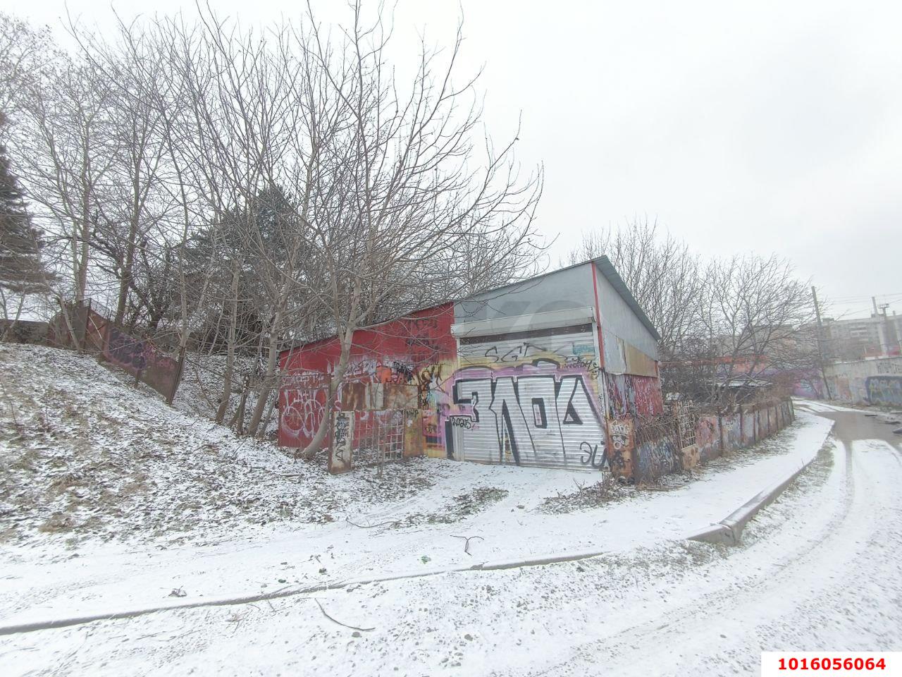 Фото №8: Дом 79&nbsp;м² + 16&nbsp;сот., 1&nbsp;эт. - Краснодар, Прикубанский внутригородской округ, мкр. Юбилейный, ул. Алма-Атинская, 89
