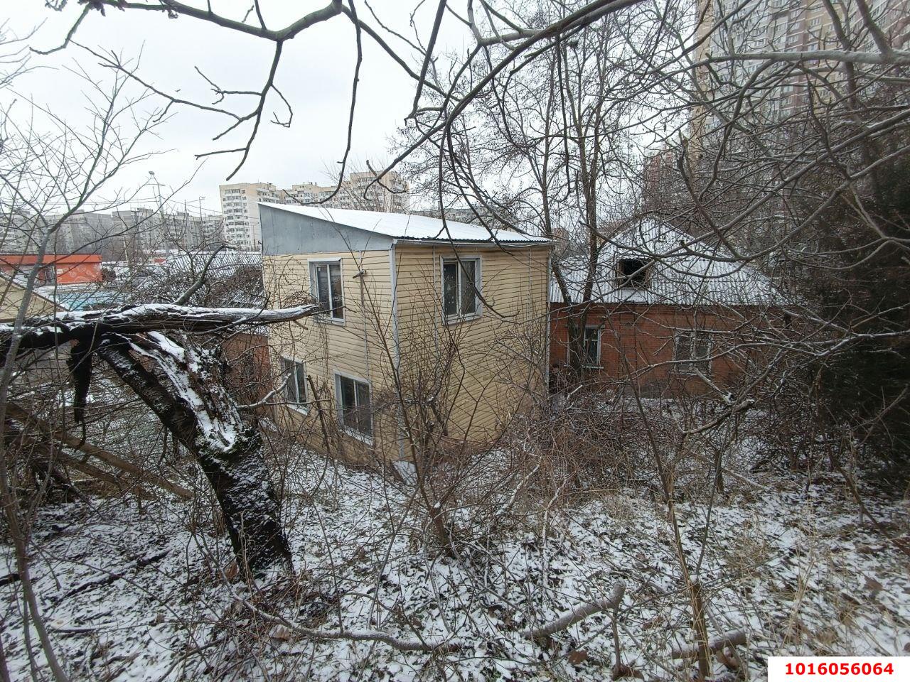 Фото №6: Дом 79&nbsp;м² + 16&nbsp;сот., 1&nbsp;эт. - Краснодар, Прикубанский внутригородской округ, мкр. Юбилейный, ул. Алма-Атинская, 89