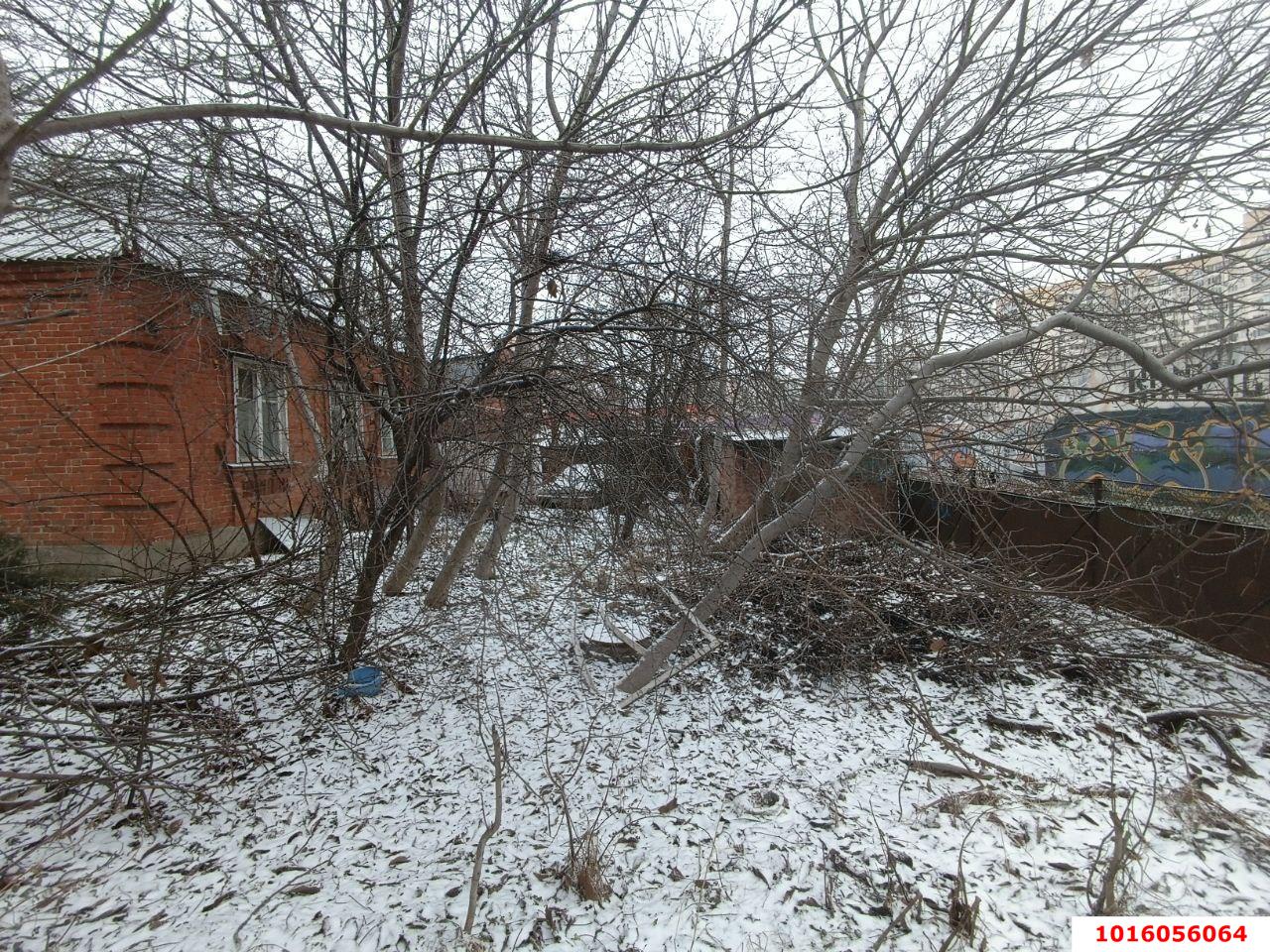 Фото №7: Дом 79&nbsp;м² + 16&nbsp;сот., 1&nbsp;эт. - Краснодар, Прикубанский внутригородской округ, мкр. Юбилейный, ул. Алма-Атинская, 89