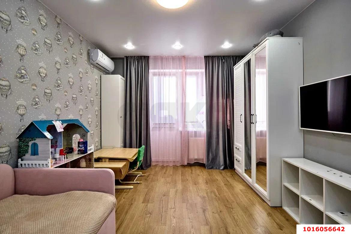 Фото №8: 2-комнатная квартира 66&nbsp;м², 7/10&nbsp;эт. - Краснодар, Прикубанский внутригородской округ, Славянский, мкр. Светлоград, ул. Красных Партизан, 1/4к7