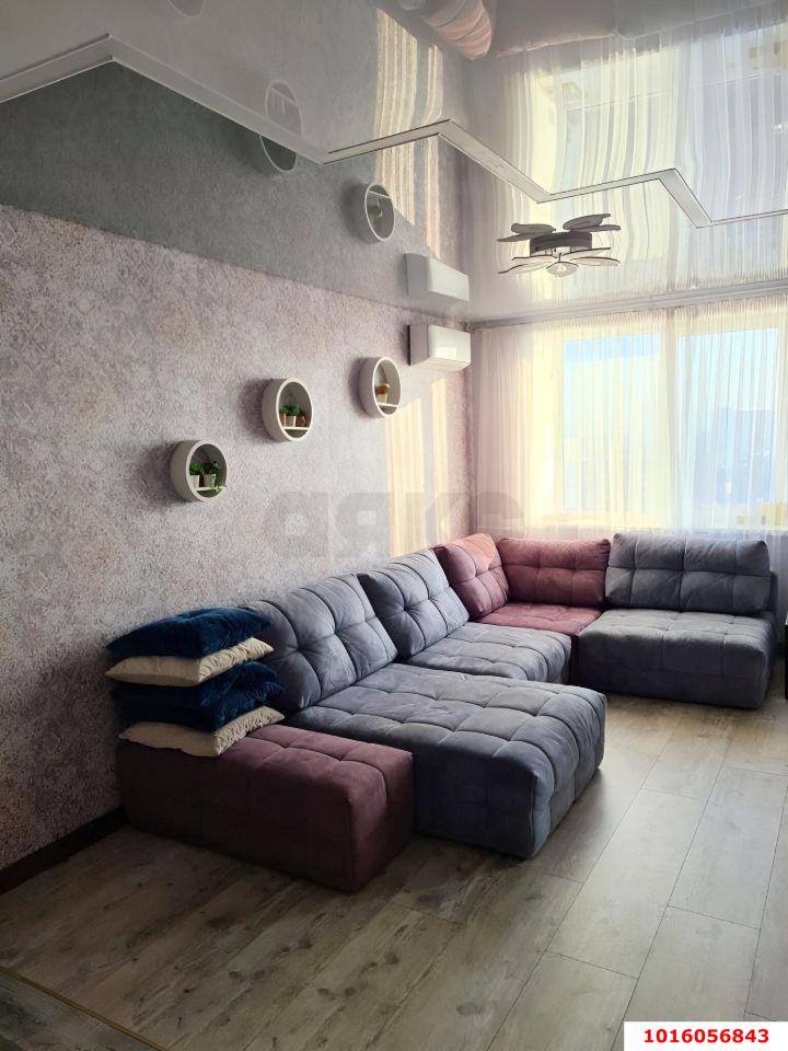 Фото №2: 2-комнатная квартира 60&nbsp;м², 14/17&nbsp;эт. - Краснодар, Прикубанский внутригородской округ, Калинино, мкр. Завод Радиоизмерительных Приборов, пер. Гаражный, 9