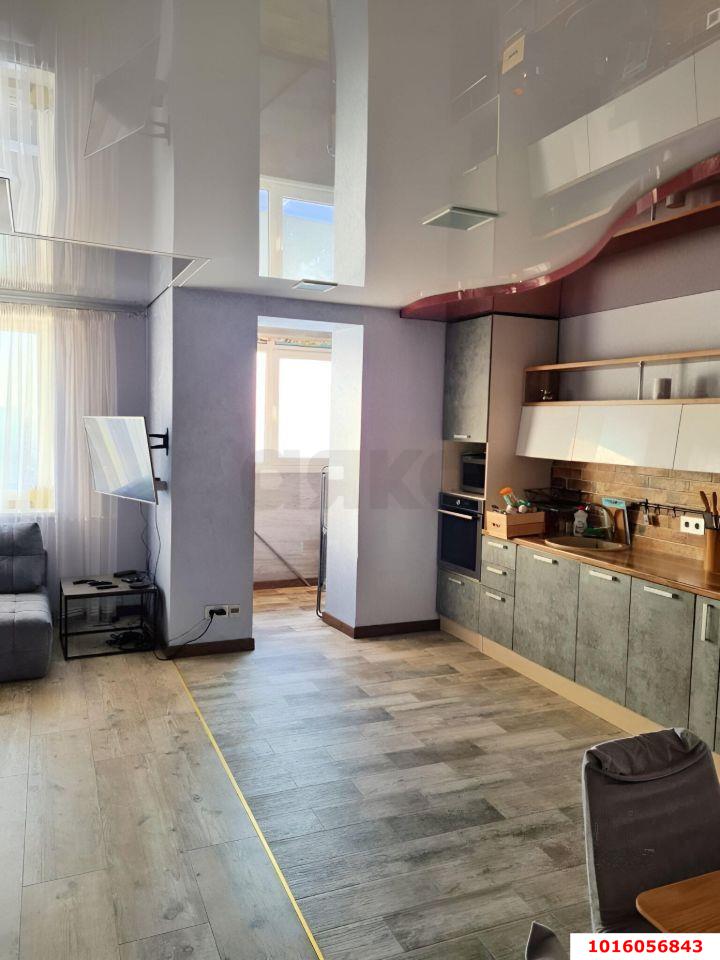 Фото №5: 2-комнатная квартира 60&nbsp;м², 14/17&nbsp;эт. - Краснодар, Прикубанский внутригородской округ, Калинино, мкр. Завод Радиоизмерительных Приборов, пер. Гаражный, 9