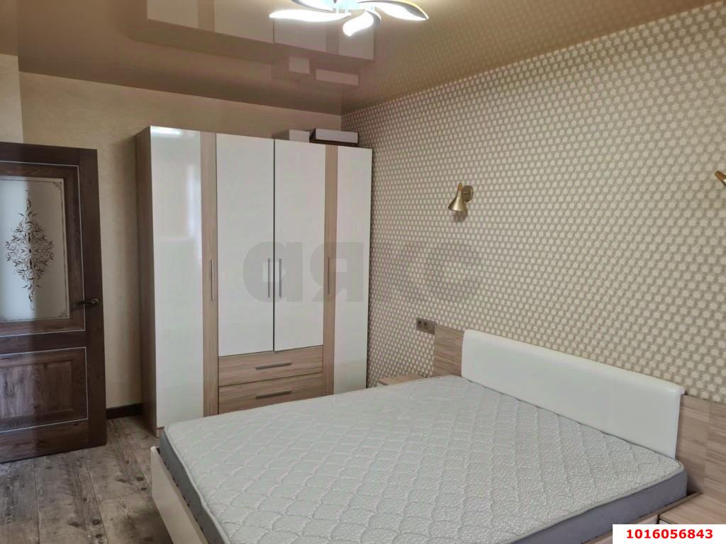 Фото №8: 2-комнатная квартира 60&nbsp;м², 14/17&nbsp;эт. - Краснодар, Прикубанский внутригородской округ, Калинино, мкр. Завод Радиоизмерительных Приборов, пер. Гаражный, 9