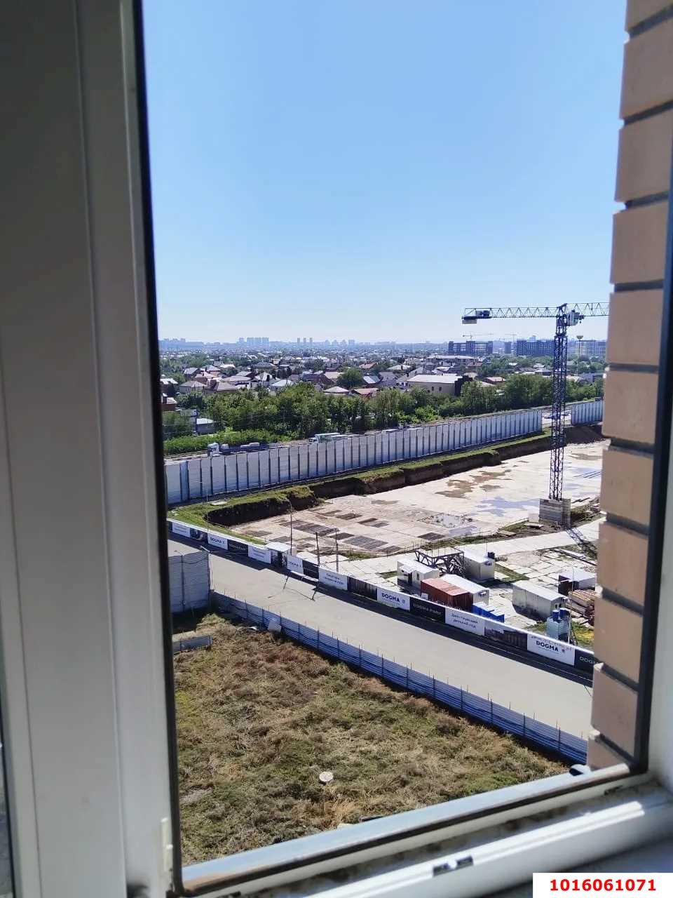 Фото №1: 1-комнатная квартира 37&nbsp;м², 11/20&nbsp;эт. - Краснодар, Прикубанский внутригородской округ, жилой комплекс Аксиома, мкр. Догма Парк, ул. Марины Цветаевой, 17к2