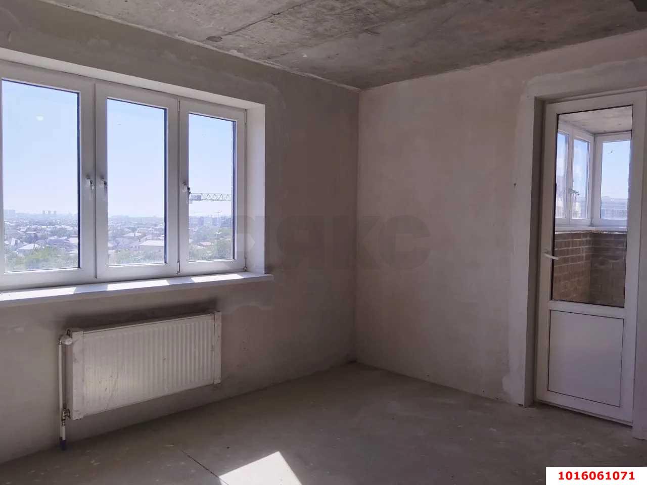 Фото №4: 1-комнатная квартира 37&nbsp;м², 11/20&nbsp;эт. - Краснодар, Прикубанский внутригородской округ, жилой комплекс Аксиома, мкр. Догма Парк, ул. Марины Цветаевой, 17к2