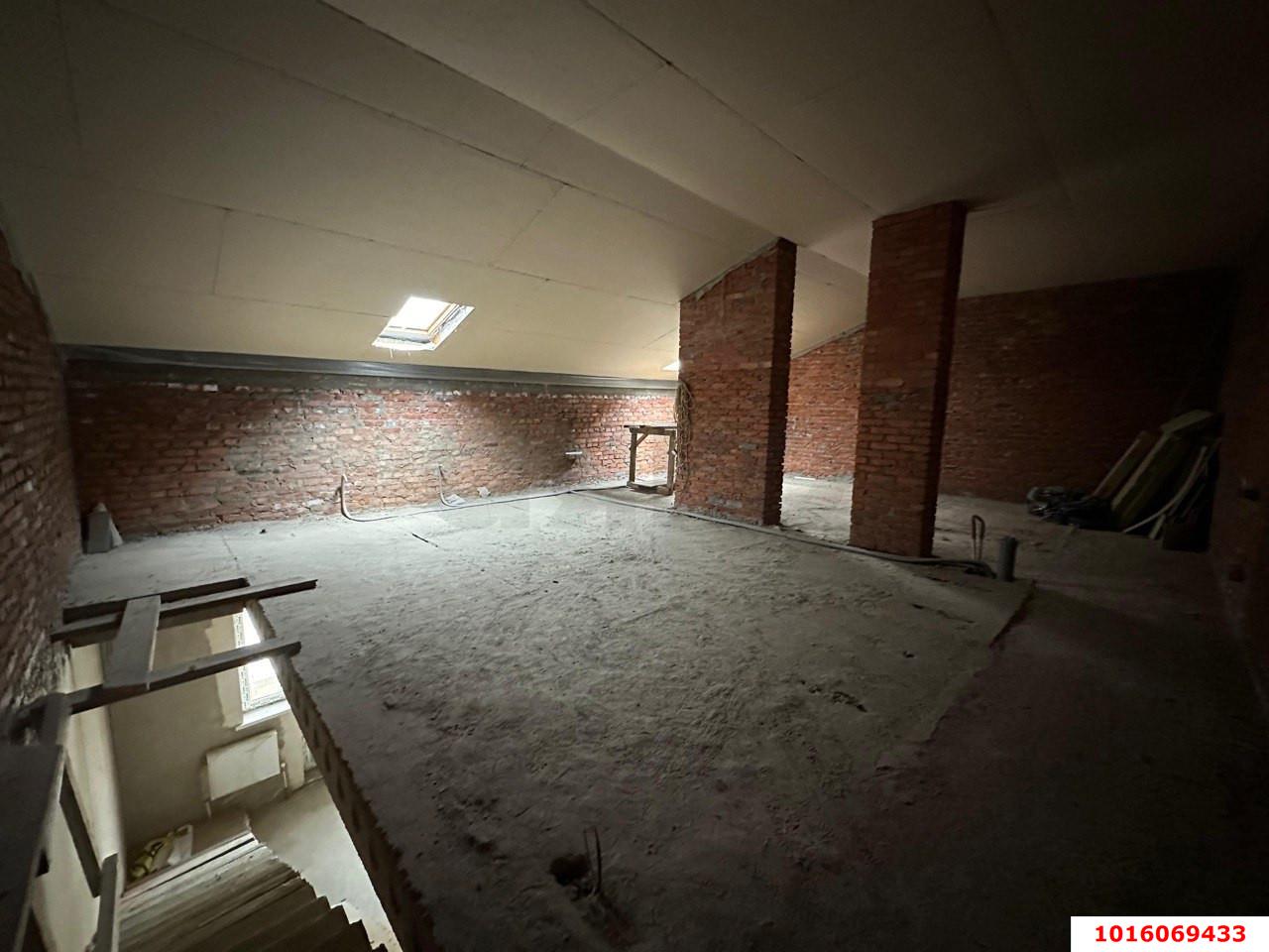 Фото №2: 3-комнатная квартира 100&nbsp;м², 5/6&nbsp;эт. - Краснодар, Прикубанский внутригородской округ, мкр. жилой комплекс Западный Город, ул. Крылатская, 23