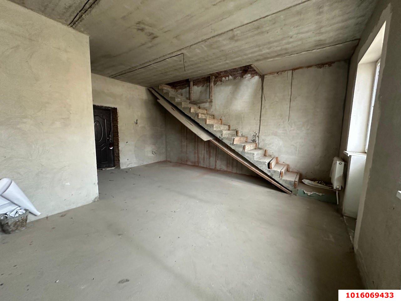 Фото №4: 3-комнатная квартира 100&nbsp;м², 5/6&nbsp;эт. - Краснодар, Прикубанский внутригородской округ, мкр. жилой комплекс Западный Город, ул. Крылатская, 23