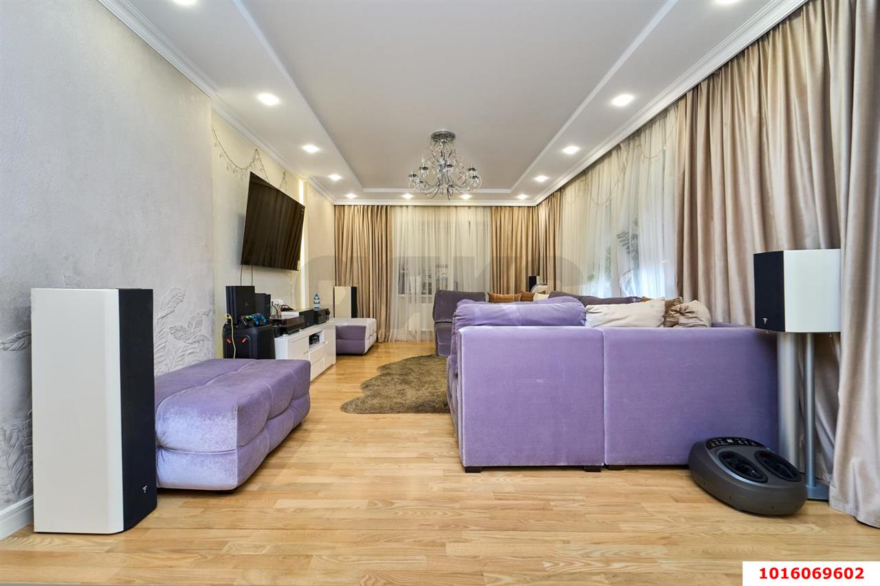 Фото №4: 4-комнатная квартира 138&nbsp;м², 3/9&nbsp;эт. - Краснодар, Карасунский внутригородской округ, мкр. Камвольно-суконный Комбинат, ул. Камвольная, 3