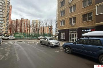 Фото №1: Торговое помещение 57 м², 1/16 эт. - Краснодар, мкр. жилой комплекс Свобода, ул. Домбайская, 55к5