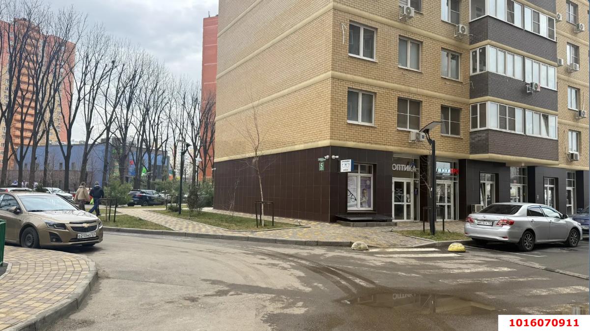Фото №5: Торговое помещение 57&nbsp;м², 1/16&nbsp;эт. - Краснодар, Прикубанский внутригородской округ, мкр. жилой комплекс Свобода, ул. Домбайская, 55к5
