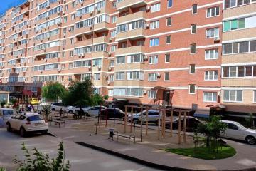 Фото №1: 1-комнатная квартира 32 м², 5/10 эт. - Краснодар, мкр. ЖК Калинино Парк, ул. имени В.М. Комарова, 21/1к7