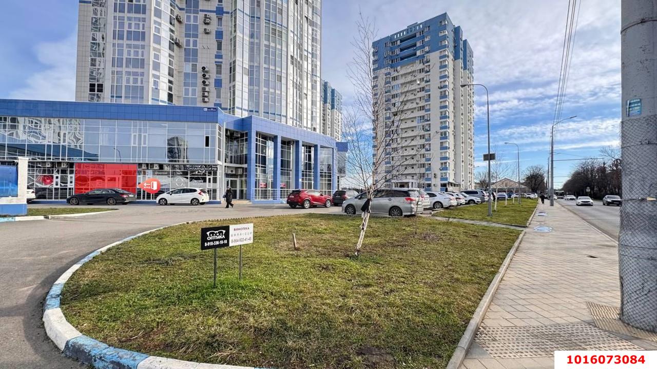 Фото №1: Торговое помещение 139&nbsp;м², 1/24&nbsp;эт. - Краснодар, мкр. Западный внутригородской округ, ул. Шоссе Нефтяников, 18