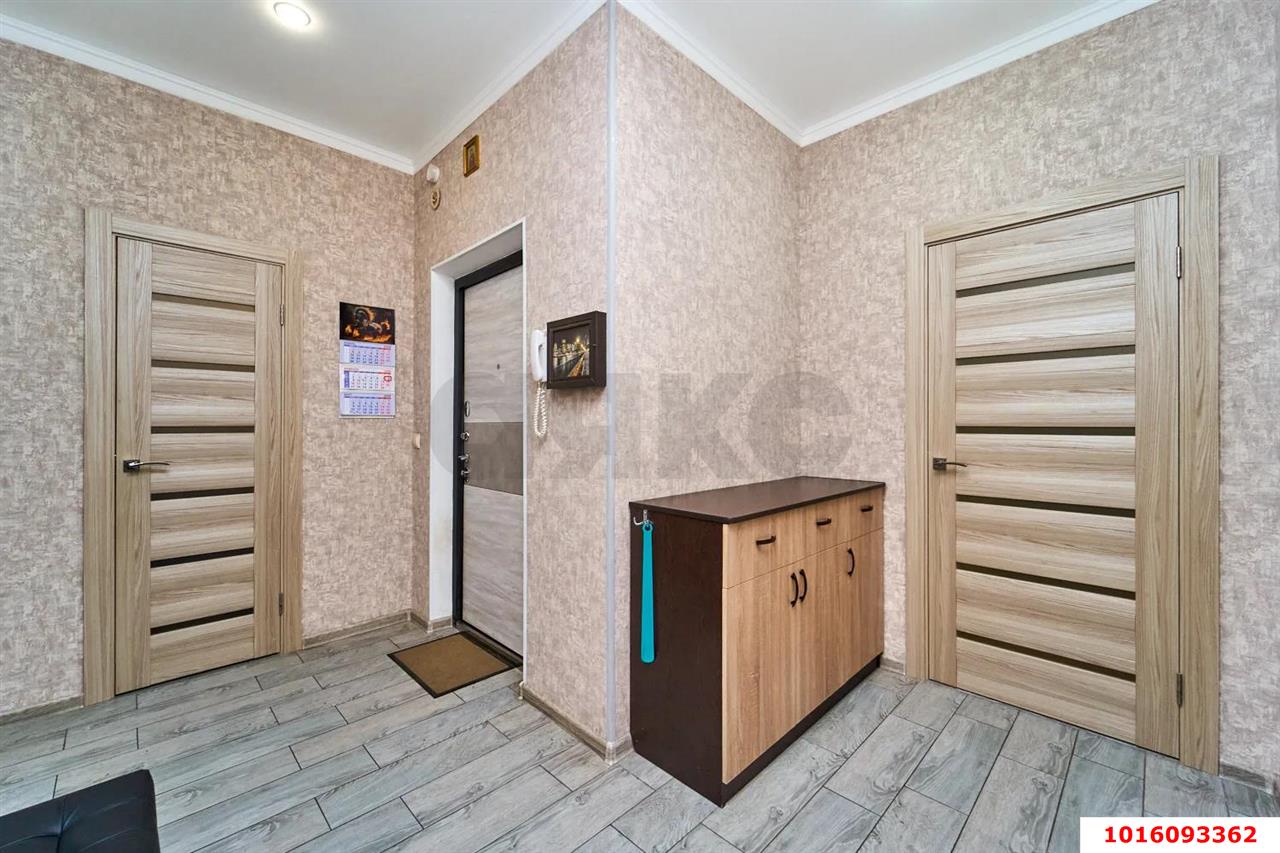 Фото №6: 3-комнатная квартира 97&nbsp;м², 5/22&nbsp;эт. - Краснодар, Центральный внутригородской округ, Дубинка, жилой комплекс Радонеж, мкр. Черёмушки