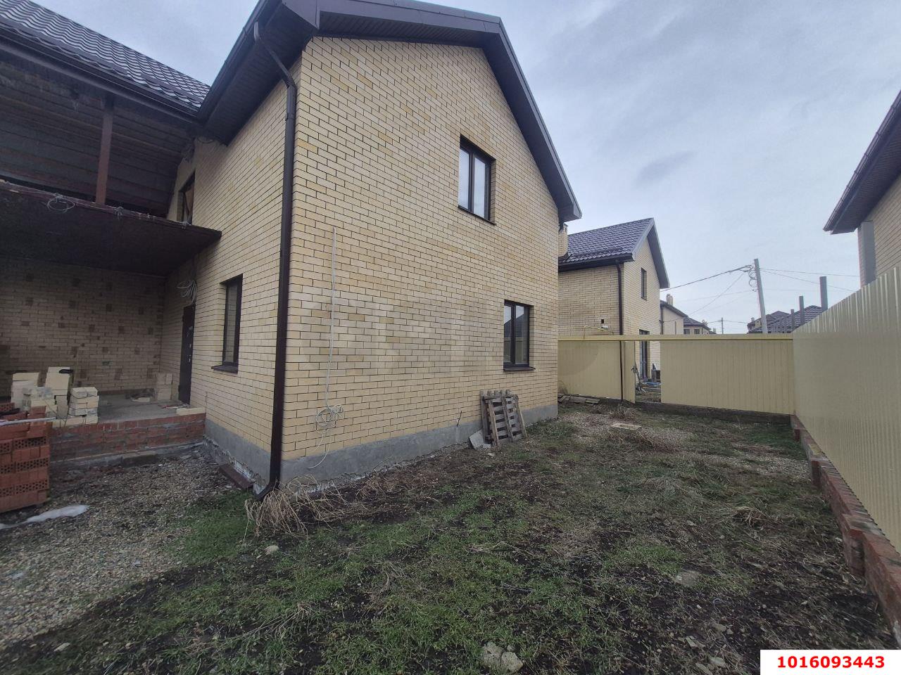 Фото №4: Дом 127&nbsp;м² + 11.65&nbsp;сот., 2&nbsp;эт. - Краснодар, Прикубанский внутригородской округ, мкр. КП Золотой город, пр-д 2-й Мартыновский, 74к1