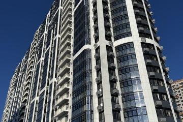 Фото №1: 3-комнатная квартира 86&nbsp;м², 8/12&nbsp;эт. - Краснодар, мкр. жилой комплекс Фреш, ул. имени Валерия Гассия, 4/7лит2