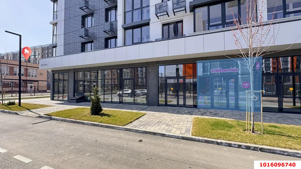 Фото №3: Торговое помещение 29&nbsp;м², 1/9&nbsp;эт. - Краснодар, Прикубанский внутригородской округ, мкр. жилой комплекс Друзья, ул. имени Генерала Брусилова, 28к3