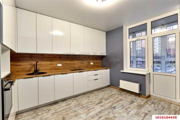 Фото №1: 2-комнатная квартира 58 м², 3/22 эт. - Краснодар, мкр. Достояние, ул. Григория Булгакова, 10