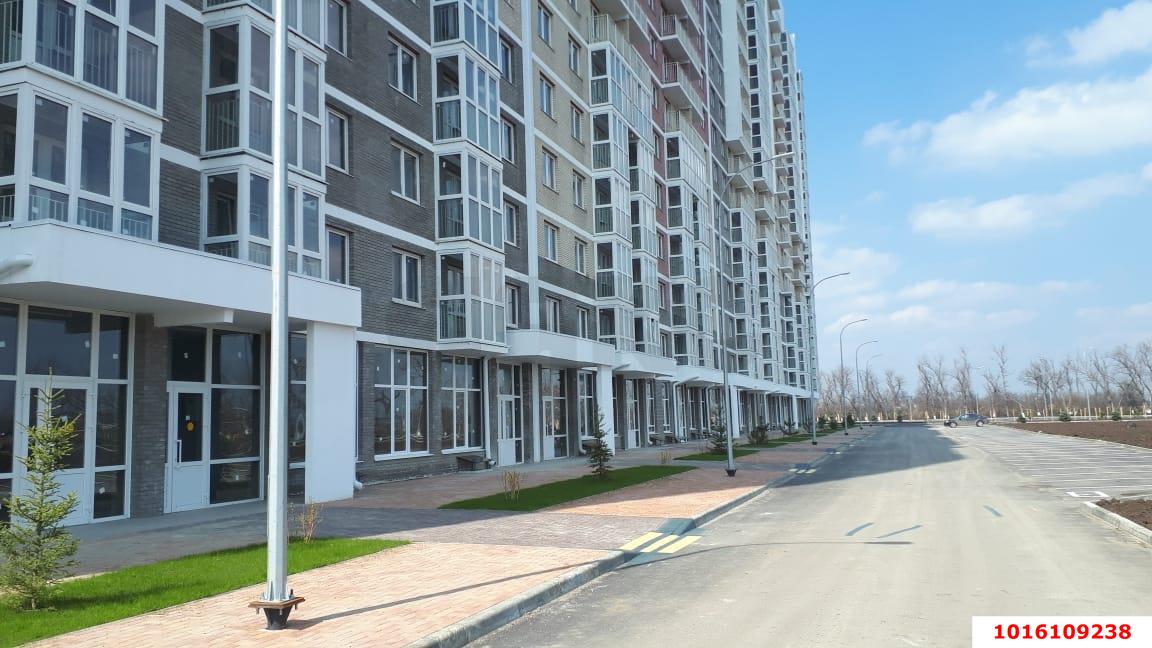 Фото №16: 2-комнатная квартира 60&nbsp;м², 16/17&nbsp;эт. - Краснодар, Прикубанский внутригородской округ, мкр. жилой комплекс Сармат, ул. Западный Обход, 65к1