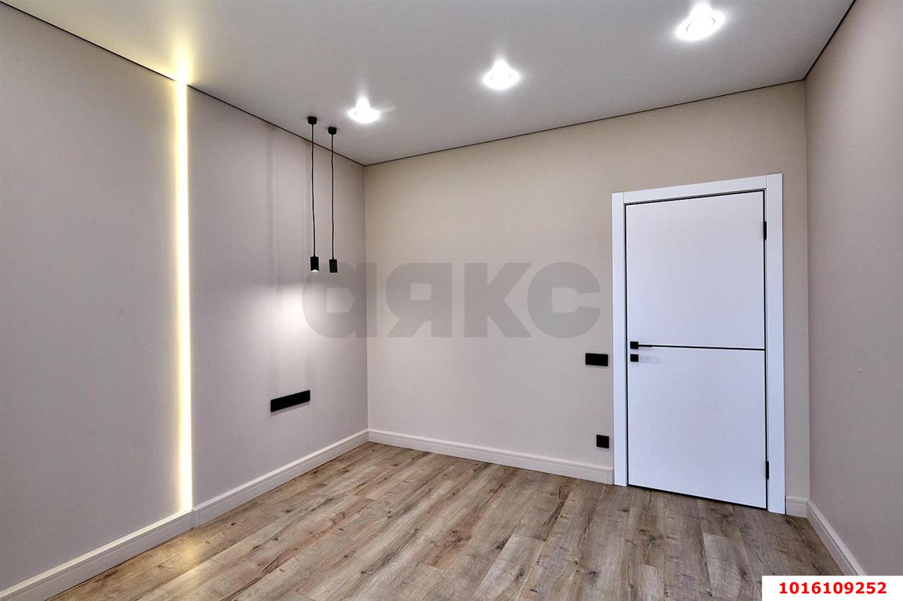 Фото №5: 1-комнатная квартира 55&nbsp;м², 14/25&nbsp;эт. - Краснодар, Прикубанский внутригородской округ, мкр. Любимово, 11/1