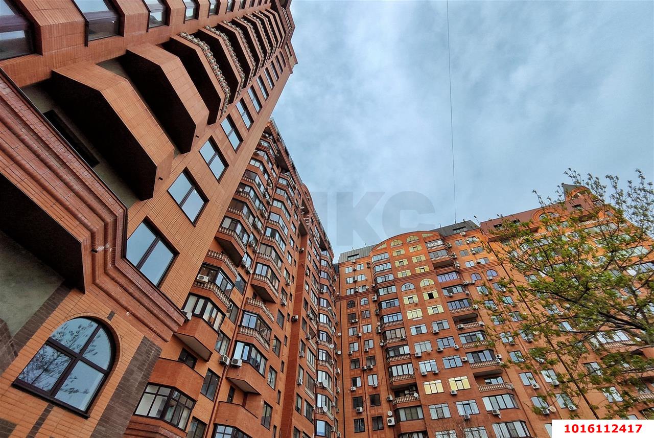 Фото №13: 3-комнатная квартира 136&nbsp;м², 13/16&nbsp;эт. - Краснодар, Западный внутригородской округ, мкр. Центральный, ул. Кубанская набережная, 56