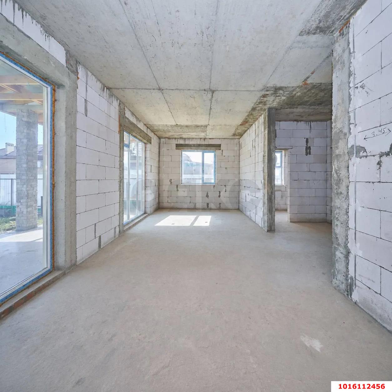 Фото №2: Дом 200&nbsp;м² + 6.39&nbsp;сот., 2&nbsp;эт. - Ленина, Карасунский внутригородской округ, мкр. территория ДНТ Виктория, ул. Черноморская, 28