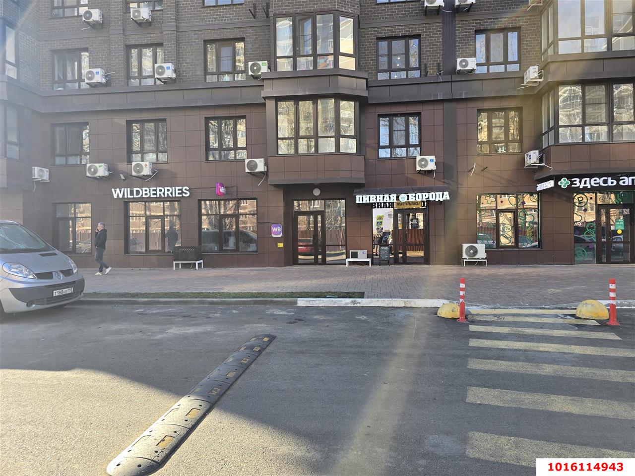 Фото №1: Торговое помещение 67&nbsp;м², 1/21&nbsp;эт. - Краснодар, Прикубанский внутригородской округ, мкр. Достояние, ул. им. Мурата Ахеджака, 10А