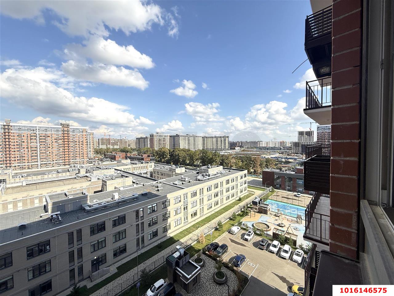 Фото №3: 1-комнатная квартира 37&nbsp;м², 10/16&nbsp;эт. - Краснодар, Прикубанский внутригородской округ, мкр. жилой комплекс Самолёт-5, ул. Константина Гондаря, 105