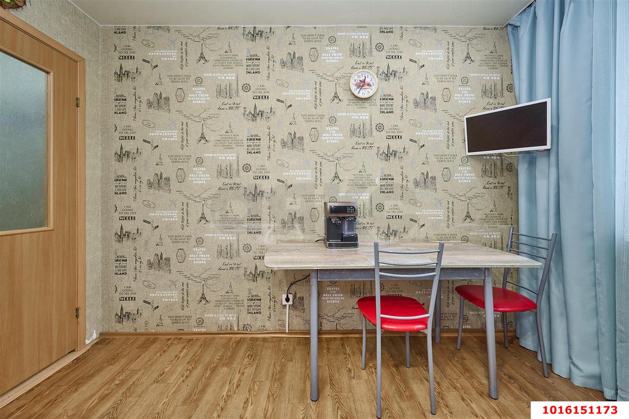 Фото №12: 3-комнатная квартира 75&nbsp;м², 4/16&nbsp;эт. - Краснодар, Западный внутригородской округ, Кожзавод, мкр. Военный городок № 1, ул. имени Калинина, 350/6