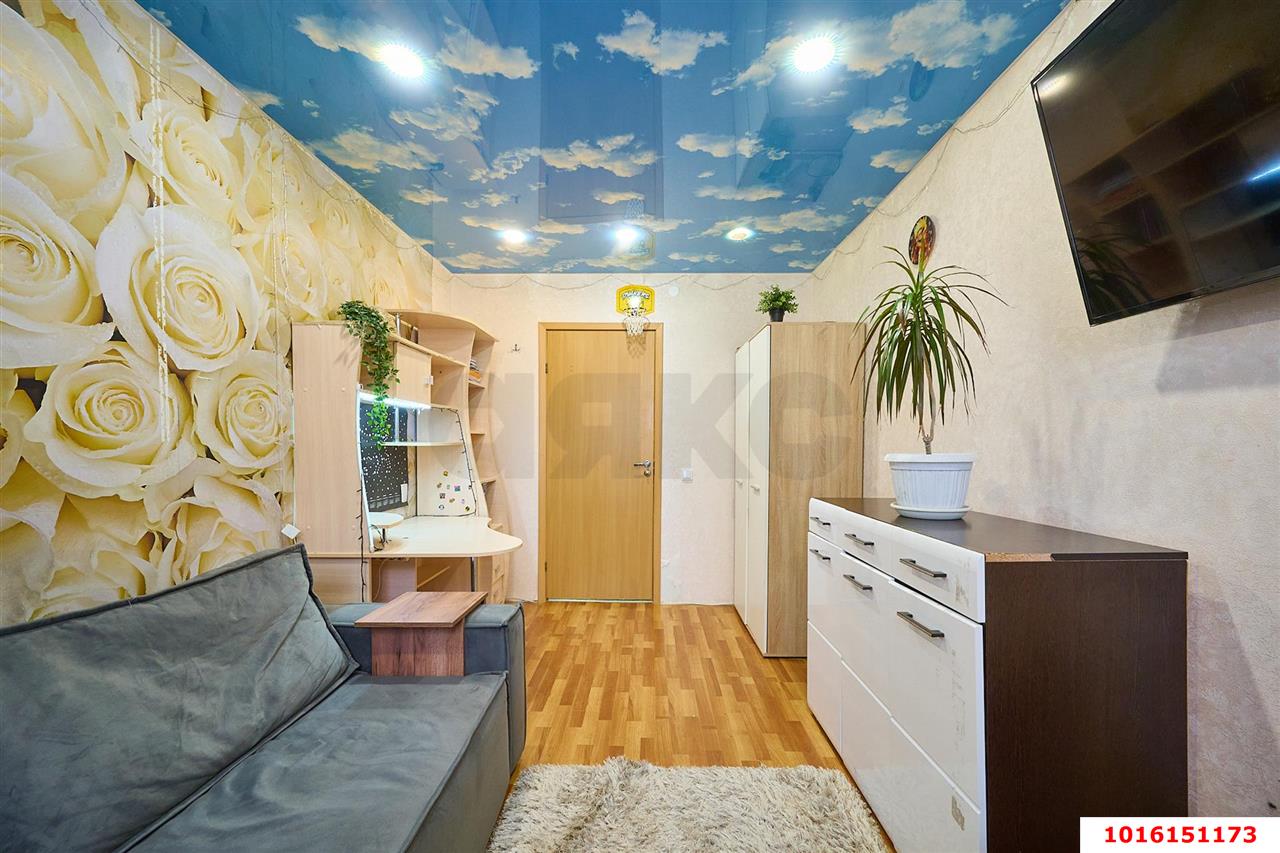 Фото №9: 3-комнатная квартира 75&nbsp;м², 4/16&nbsp;эт. - Краснодар, Западный внутригородской округ, Кожзавод, мкр. Военный городок № 1, ул. имени Калинина, 350/6