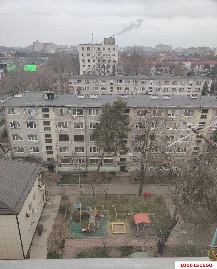Фото №10: Комната 12&nbsp;м², 9/9&nbsp;эт. - Краснодар, Карасунский внутригородской округ, мкр. Черёмушки, ул. Селезнёва, 136