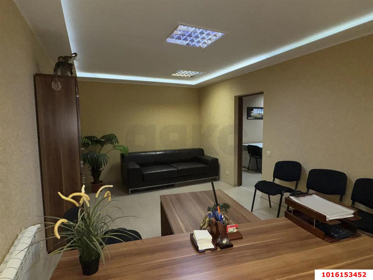 Фото №3: Офисное помещение 150&nbsp;м², 3&nbsp;эт. - Краснодар, Карасунский внутригородской округ, ж/р Новознаменский, ул. Войсковая, 79