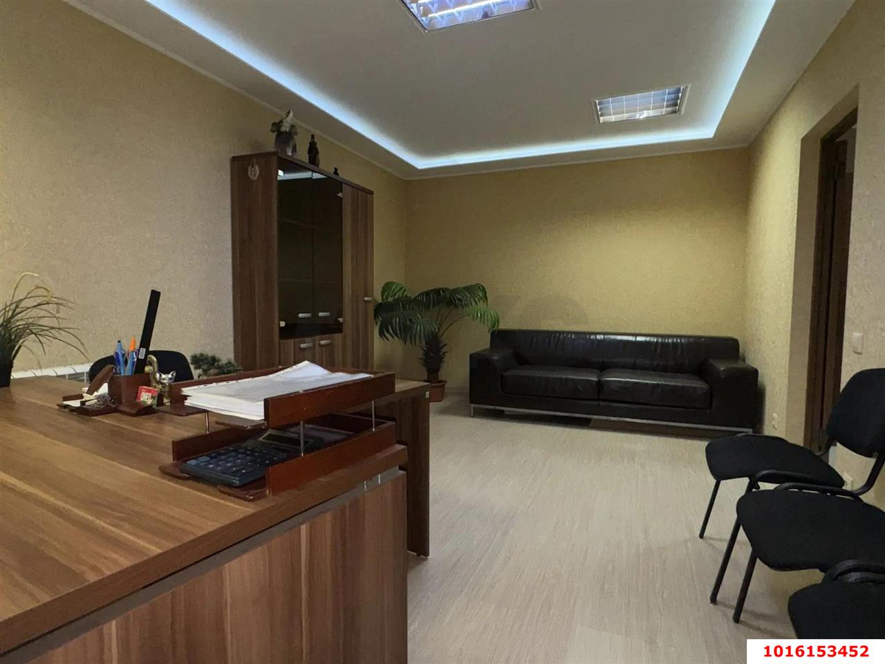Фото №2: Офисное помещение 150&nbsp;м², 3&nbsp;эт. - Краснодар, Карасунский внутригородской округ, ж/р Новознаменский, ул. Войсковая, 79