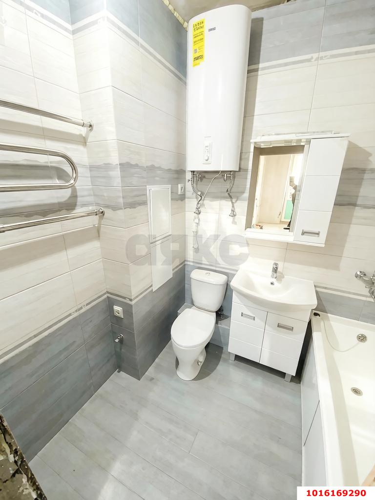 Фото №7: 2-комнатная квартира 47&nbsp;м², 9/19&nbsp;эт. - Краснодар, мкр. Карасунский внутригородской округ, ул. Пашковский Перекат, 2А