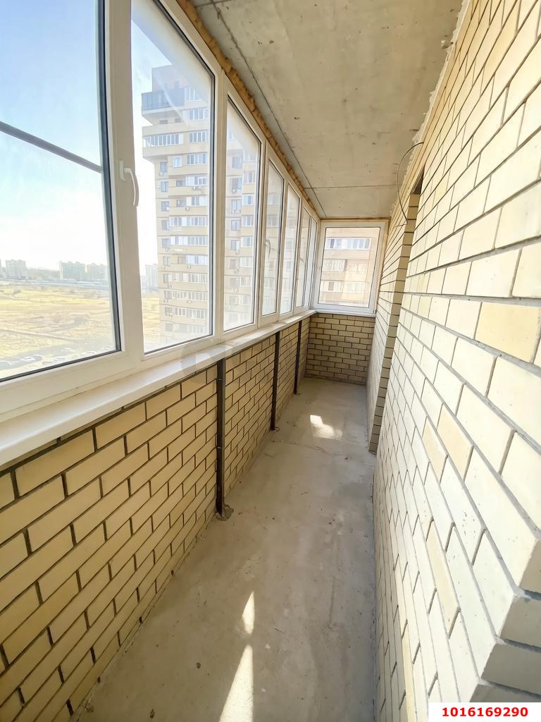 Фото №5: 2-комнатная квартира 47&nbsp;м², 9/19&nbsp;эт. - Краснодар, мкр. Карасунский внутригородской округ, ул. Пашковский Перекат, 2А
