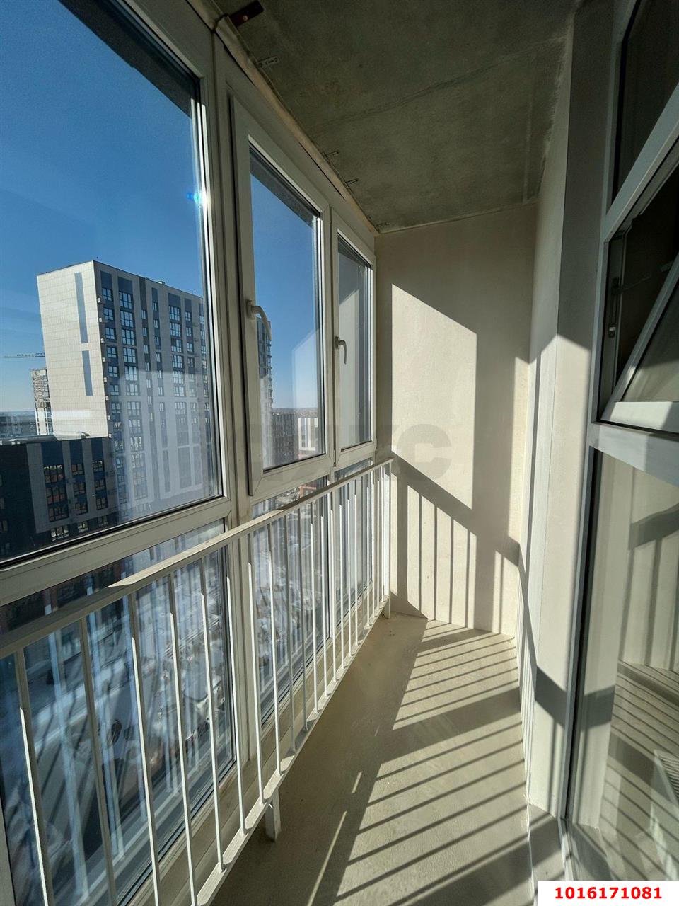 Фото №1: 1-комнатная квартира 31&nbsp;м², 12/18&nbsp;эт. - Краснодар, Прикубанский внутригородской округ, мкр. ЖК Архитектор, ул. Наставников, 12к1