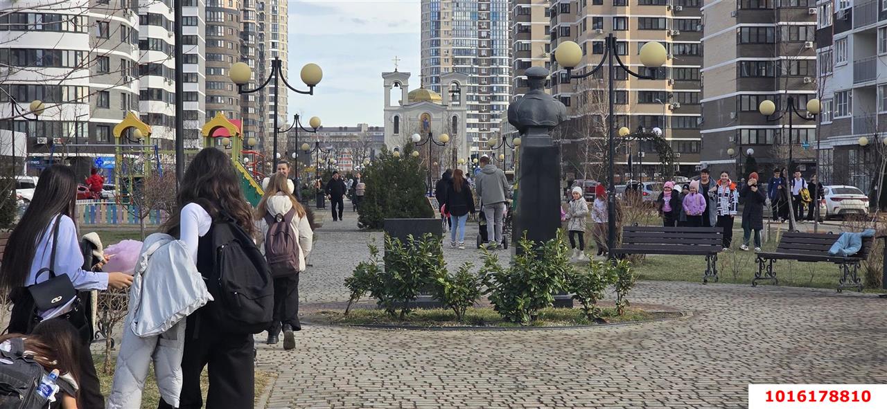 Фото №8: Торговое помещение 122&nbsp;м², 1/16&nbsp;эт. - Краснодар, Прикубанский внутригородской округ, мкр. Россинского, б-р Адмиралтейский, 1
