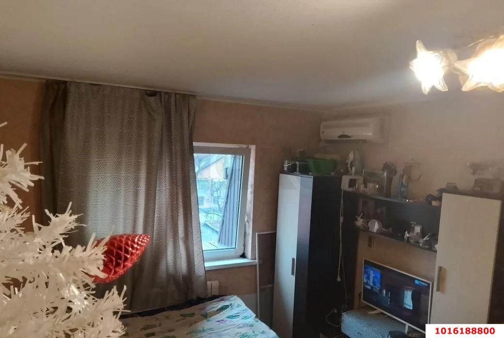 Фото №2: 1-комнатная квартира 37&nbsp;м², 1/4&nbsp;эт. - Краснодар, Карасунский внутригородской округ, мкр. Камвольно-суконный Комбинат, пр-д 1-й Онежский, 25