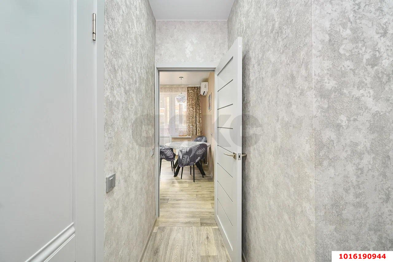Фото №7: 2-комнатная квартира 60&nbsp;м², 4/5&nbsp;эт. - Краснодар, Прикубанский внутригородской округ, мкр. ЖК Подсолнухи, ул. Сахалинская, 15к6