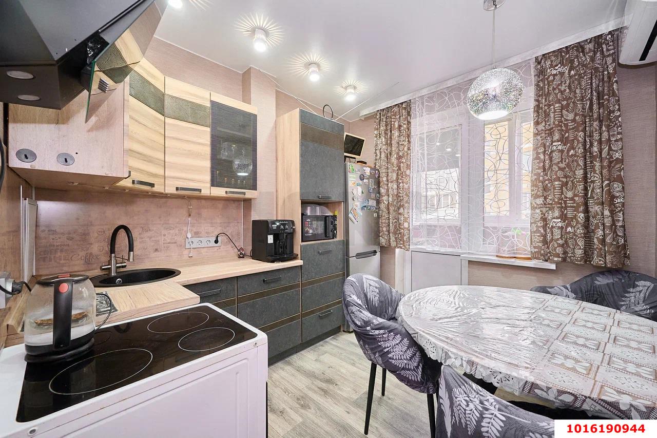 Фото №4: 2-комнатная квартира 60&nbsp;м², 4/5&nbsp;эт. - Краснодар, Прикубанский внутригородской округ, мкр. ЖК Подсолнухи, ул. Сахалинская, 15к6
