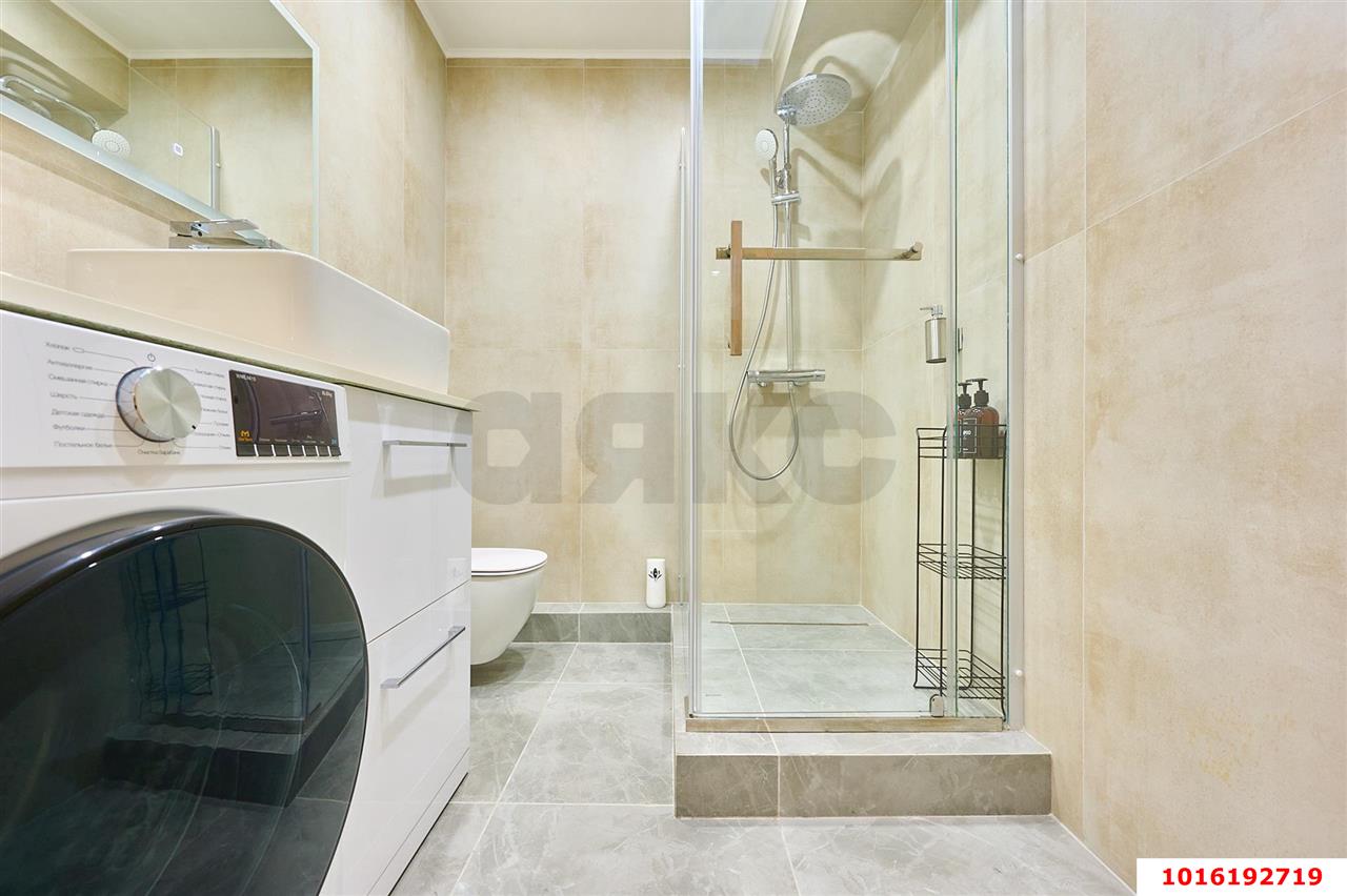 Фото №6: Апартаменты 70&nbsp;м², 13/16&nbsp;эт. - Краснодар, Карасунский внутригородской округ, Хлопчато-бумажный Комбинат, мкр. жилой комплекс Гранд Пэлэс, ул. Уральская, 75/6