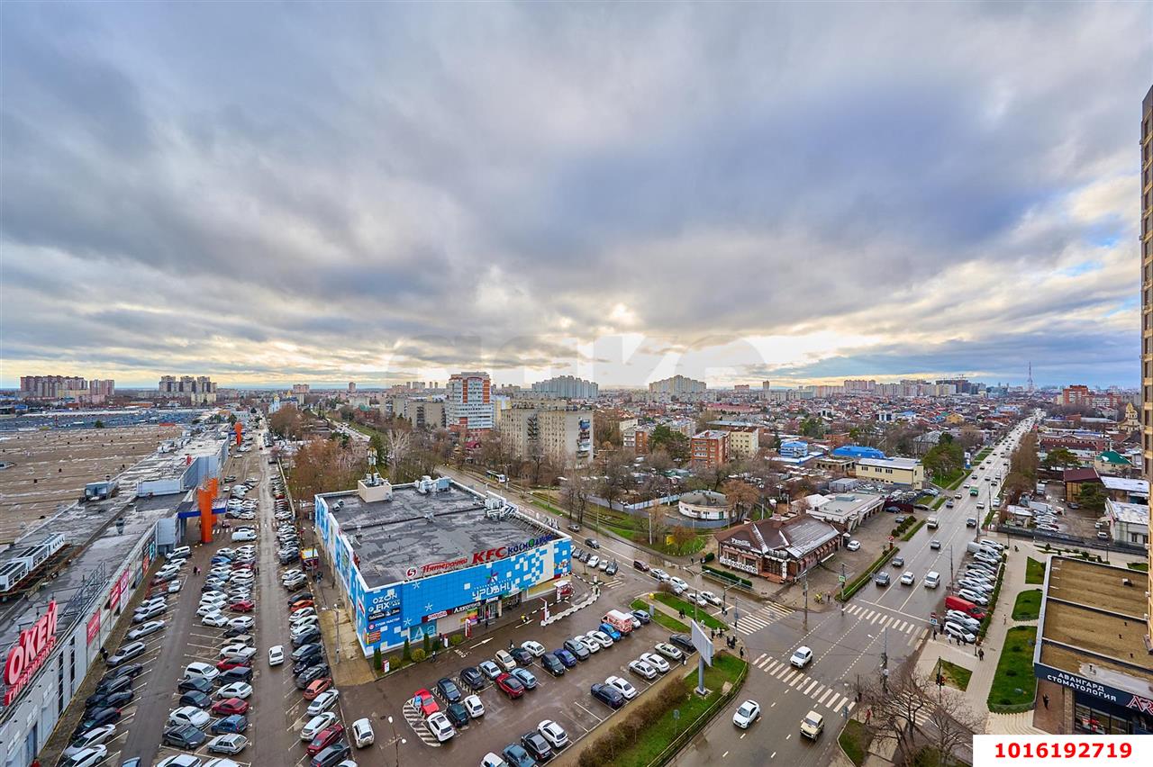 Фото №14: Апартаменты 70&nbsp;м², 13/16&nbsp;эт. - Краснодар, Карасунский внутригородской округ, Хлопчато-бумажный Комбинат, мкр. жилой комплекс Гранд Пэлэс, ул. Уральская, 75/6
