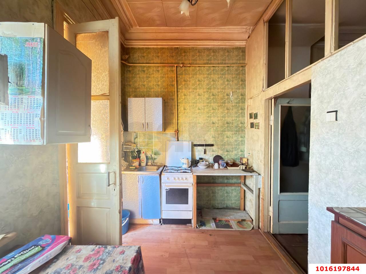 Фото №7: 2-комнатная квартира 46&nbsp;м², 1/1&nbsp;эт. - Краснодар, Центральный внутригородской округ, мкр. Центральный, ул. имени Максима Горького, 137