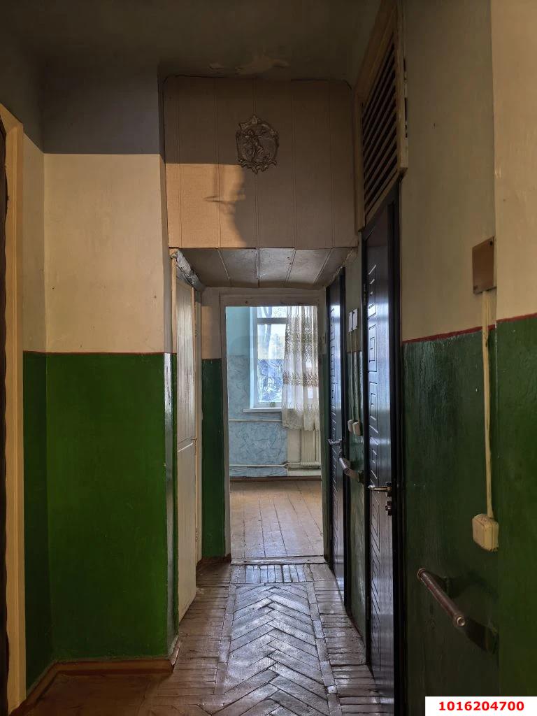 Фото №12: 3-комнатная квартира 73&nbsp;м², 1/3&nbsp;эт. - Краснодар, Центральный внутригородской округ, мкр. Центральный, ул. Коммунаров, 237