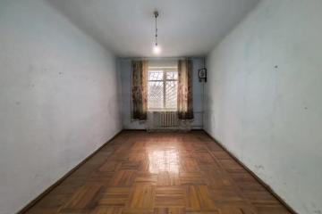 Фото №1: 3-комнатная квартира 73&nbsp;м², 1/3&nbsp;эт. - Краснодар, мкр. Центральный, ул. Коммунаров, 237